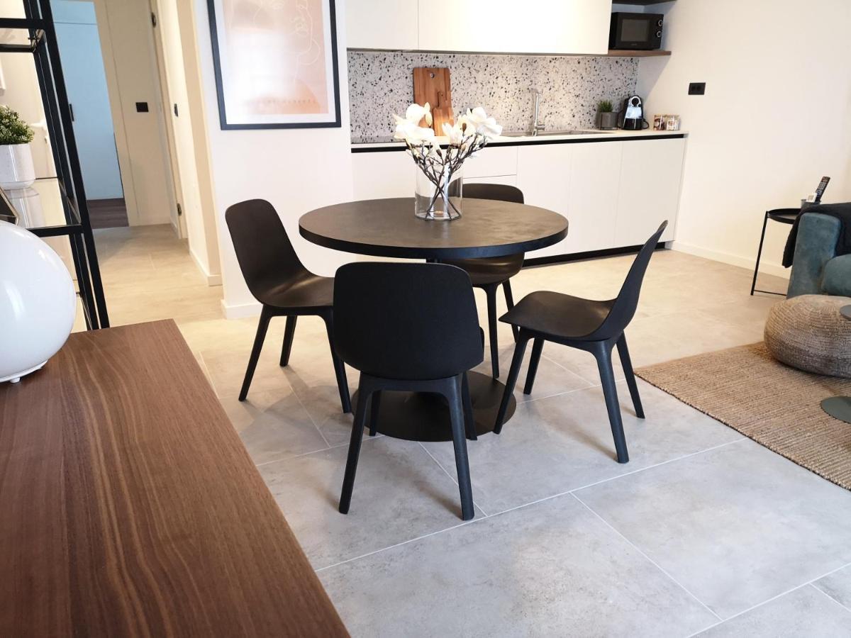 Modern And Cozy Apartments Salt & Pepper In Heart Of روفينج المظهر الخارجي الصورة