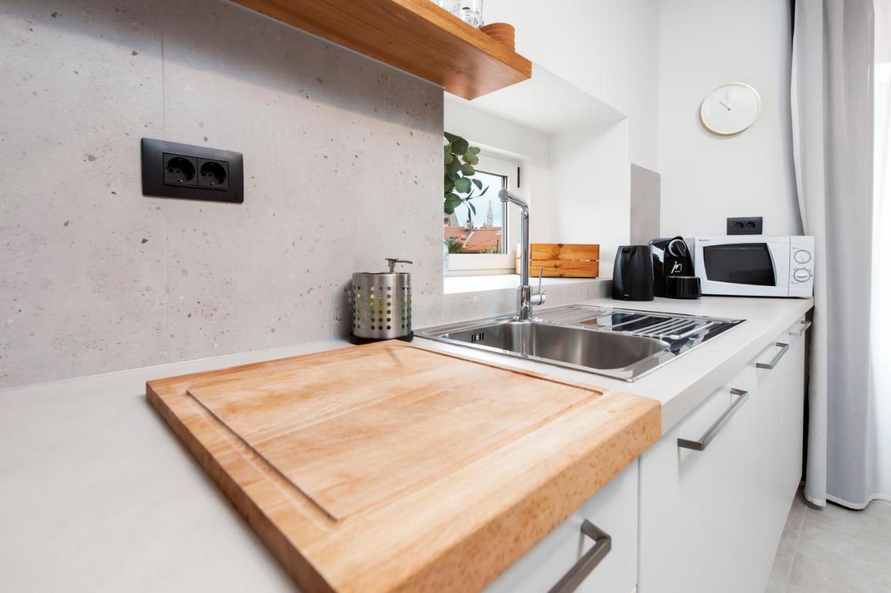 Modern And Cozy Apartments Salt & Pepper In Heart Of روفينج المظهر الخارجي الصورة
