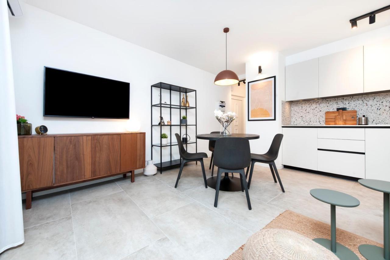 Modern And Cozy Apartments Salt & Pepper In Heart Of روفينج المظهر الخارجي الصورة