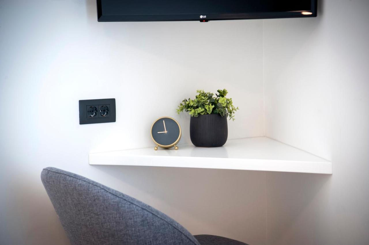 Modern And Cozy Apartments Salt & Pepper In Heart Of روفينج المظهر الخارجي الصورة