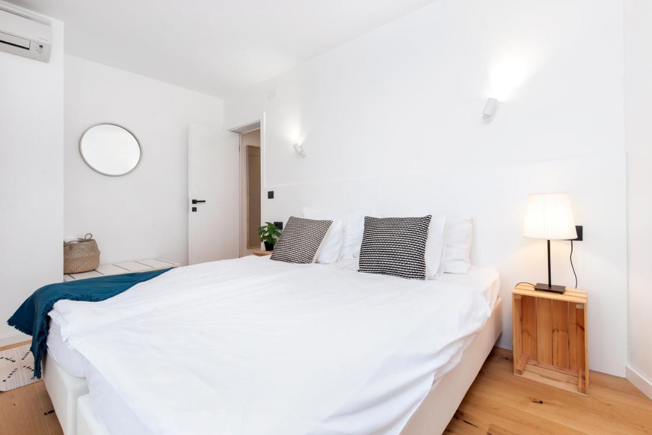 Modern And Cozy Apartments Salt & Pepper In Heart Of روفينج المظهر الخارجي الصورة
